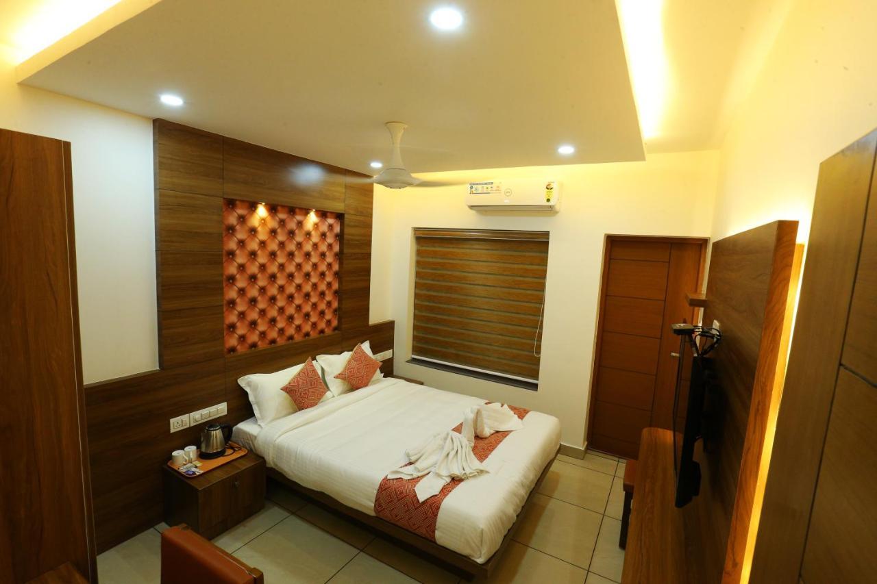 Ahlan Luxury Rooms Kochi Ngoại thất bức ảnh